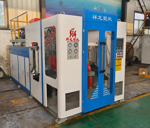 38、全自動(dòng)65一出二高阻隔吹塑機(jī)1.jpg