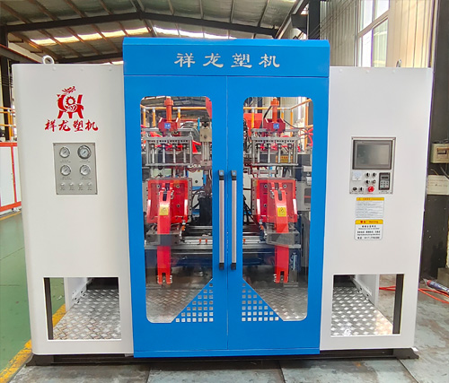 22、全自動多模頭吹塑機1.jpg
